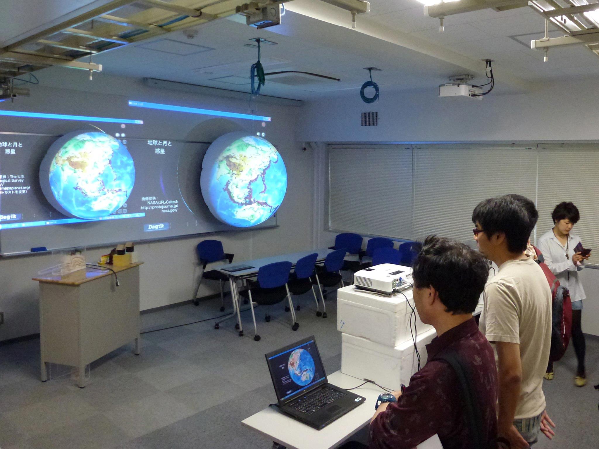 ���̃X�N���[�����g���n����̒n�k���z�����
